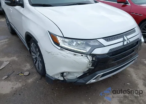2019 Mitsubishi Outlander Se z USA, uszkodzony, nr VIN JA4AD3A38KZ021240